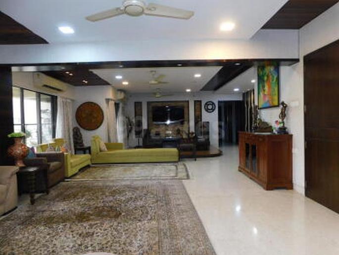 Bollywood: Bollywood bought a property worth 373 crores in a year! | बॉलीवूडने वर्षभरात मुंबईत केली ३७३ कोटी रुपयांच्या प्रॉपर्टीची खरेदी! Bollywood: Bollywood bought a property worth 373 crores in a year! | बॉलीवूडने वर्षभरात मुंबईत केली ३७३ कोटी रुपयांच्या प्रॉपर्टीची खरेदी!