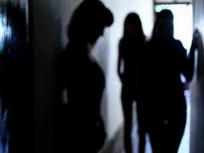 Shocking! The highest incidence of human trafficking is in the state; mumbai on top | धक्कादायक ! राज्यात मानवी तस्करीच्या होताहेत सर्वाधिक घटना; मुंबई आघाडीवर Shocking! The highest incidence of human trafficking is in the state; mumbai on top | धक्कादायक ! राज्यात मानवी तस्करीच्या होताहेत सर्वाधिक घटना; मुंबई आघाडीवर