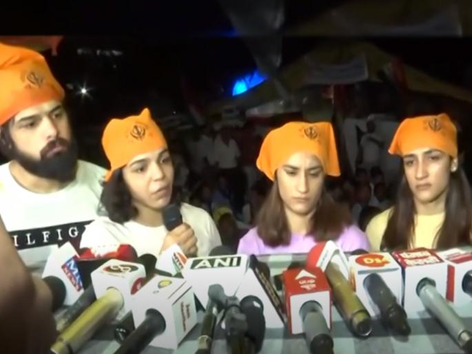 protesting wrestlers have been aggressive against former president of the Wrestling Federation of India Brijbhushan Sharan Singh and the Khap Panchayat has shown support to him  | "खासदार ब्रीजभूषण शरण सिंह यांची नार्को टेस्ट करा", कुस्तीपटूंच्या समर्थनार्थ 'खाप'ची बैठक protesting wrestlers have been aggressive against former president of the Wrestling Federation of India Brijbhushan Sharan Singh and the Khap Panchayat has shown support to him  | "खासदार ब्रीजभूषण शरण सिंह यांची नार्को टेस्ट करा", कुस्तीपटूंच्या समर्थनार्थ 'खाप'ची बैठक