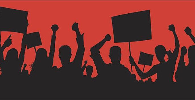 Education institutions protest against the integration of schools! | विविध संस्था, शाळांच्या एकत्रीकरणास शिक्षण संस्था चालकांचा विरोध! Education institutions protest against the integration of schools! | विविध संस्था, शाळांच्या एकत्रीकरणास शिक्षण संस्था चालकांचा विरोध!