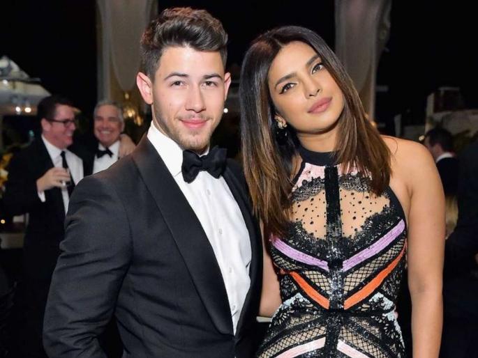Priyanka Chopra And Nick Jonas Spent 20 Million Dollors For A Property In Los Angeles America | प्रियंका-निकनं विकत घेतलं ७ बेडरूम अन् ११ बाथरूम असलेलं घर, किंमत ऐकून व्हाल थक्क Priyanka Chopra And Nick Jonas Spent 20 Million Dollors For A Property In Los Angeles America | प्रियंका-निकनं विकत घेतलं ७ बेडरूम अन् ११ बाथरूम असलेलं घर, किंमत ऐकून व्हाल थक्क