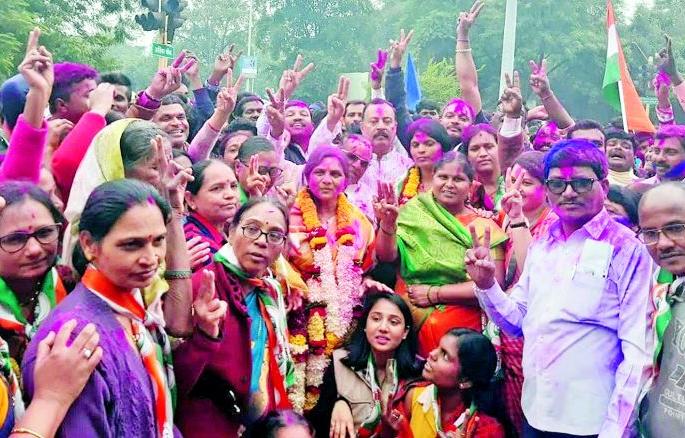 Congress dominated on panchayat committees in Nagpur district | नागपूर जिल्ह्यात पंचायत समितीत्यांवर काँग्रेसचा बोलबाला Congress dominated on panchayat committees in Nagpur district | नागपूर जिल्ह्यात पंचायत समितीत्यांवर काँग्रेसचा बोलबाला