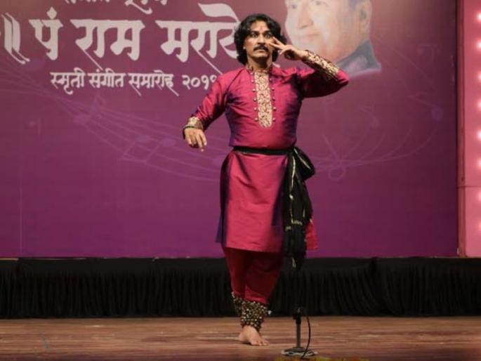Thanekar Rasik enchanted with classical singing performed at Pandit Ram Marathe Music Festival | पं.राम मराठे संगीत महोत्सवात सादर झालेल्या शास्त्रीय गायनाने ठाणेकर रसिक मंत्रमुग्ध Thanekar Rasik enchanted with classical singing performed at Pandit Ram Marathe Music Festival | पं.राम मराठे संगीत महोत्सवात सादर झालेल्या शास्त्रीय गायनाने ठाणेकर रसिक मंत्रमुग्ध