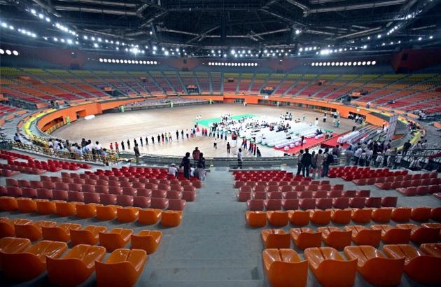 A multipurpose indoor hall will be set up in 482 acres of land in Solapur | सोलापुरातील ४८२ एकर परिसरात उभारले जाणार मल्टीपर्पज इनडोअर हॉल A multipurpose indoor hall will be set up in 482 acres of land in Solapur | सोलापुरातील ४८२ एकर परिसरात उभारले जाणार मल्टीपर्पज इनडोअर हॉल