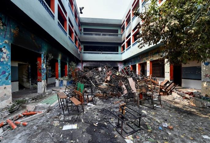 Delhi Violence: The school girl who went to the exams never returned home; The horrific reality of violence pnm | Delhi Violence: परीक्षेला गेलेली 'ती' शाळकरी मुलगी पुन्हा घरी परतलीच नाही; हिंसाचाराचं भयानक वास्तव Delhi Violence: The school girl who went to the exams never returned home; The horrific reality of violence pnm | Delhi Violence: परीक्षेला गेलेली 'ती' शाळकरी मुलगी पुन्हा घरी परतलीच नाही; हिंसाचाराचं भयानक वास्तव