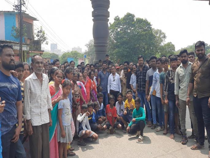 Citizens Confused Due to SRA Scheme Chief Officer's disclosure that the project will not be implemented without taking it into confidence | एस आर ए योजनेमुळे नागरिक संभ्रमात; विश्वासात घेतल्याशिवाय प्रकल्प राबवला जाणार नसल्याचा मुख्याधिकाऱ्यांचा खुलासा Citizens Confused Due to SRA Scheme Chief Officer's disclosure that the project will not be implemented without taking it into confidence | एस आर ए योजनेमुळे नागरिक संभ्रमात; विश्वासात घेतल्याशिवाय प्रकल्प राबवला जाणार नसल्याचा मुख्याधिकाऱ्यांचा खुलासा