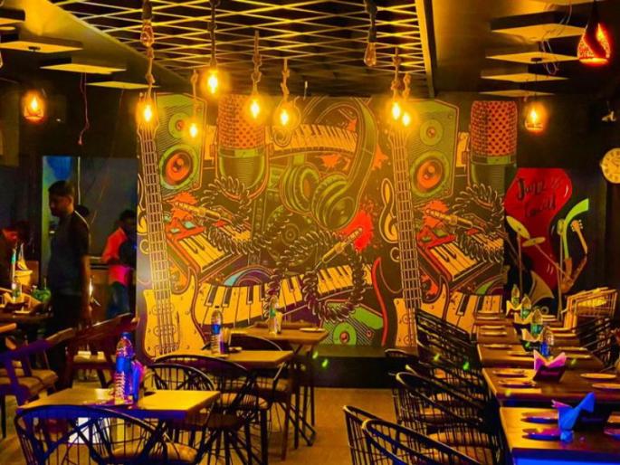 Unlawfully late into the night; 10 Hotel of Excise Department, Publa Danka | नियमबाह्य पद्धतीने रात्री उशिरापर्यंत सुरु; उत्पादन शुल्क विभागाचा दहा हॉटेल, पबला दणका Unlawfully late into the night; 10 Hotel of Excise Department, Publa Danka | नियमबाह्य पद्धतीने रात्री उशिरापर्यंत सुरु; उत्पादन शुल्क विभागाचा दहा हॉटेल, पबला दणका