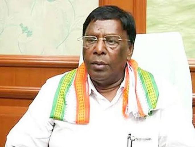 congress government falls in puducherry narayansamy targets pm-modi hindi language and kiran bedi | पडुचेरीत काँग्रेसचं सरकार कोसळलं; नारायणसामींनी मोदी, हिंदी, बेदींवर साधला निशाणा congress government falls in puducherry narayansamy targets pm-modi hindi language and kiran bedi | पडुचेरीत काँग्रेसचं सरकार कोसळलं; नारायणसामींनी मोदी, हिंदी, बेदींवर साधला निशाणा