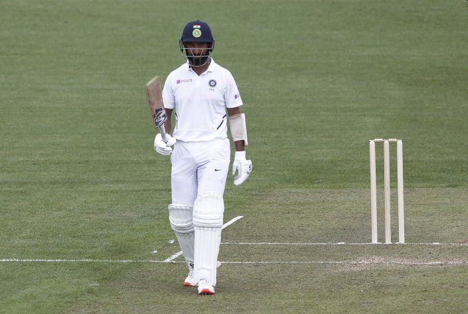 NZ vs IND: India are all out for 263 on the first day | NZ vs IND : पहिल्याच दिवशी भारताचा संघ २६३ धावांवर ऑल आऊट