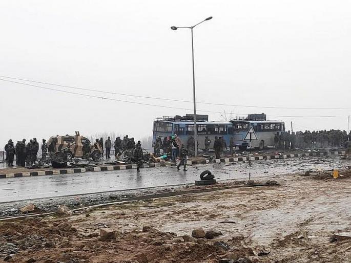 One Army officer has lost his life in an explosion in the Rajouri sector along the Line of Control | पुलवामानंतर LOCजवळ राजौरीमध्ये IEDचा स्फोट, एक जवान शहीद, एक जखमी One Army officer has lost his life in an explosion in the Rajouri sector along the Line of Control | पुलवामानंतर LOCजवळ राजौरीमध्ये IEDचा स्फोट, एक जवान शहीद, एक जखमी