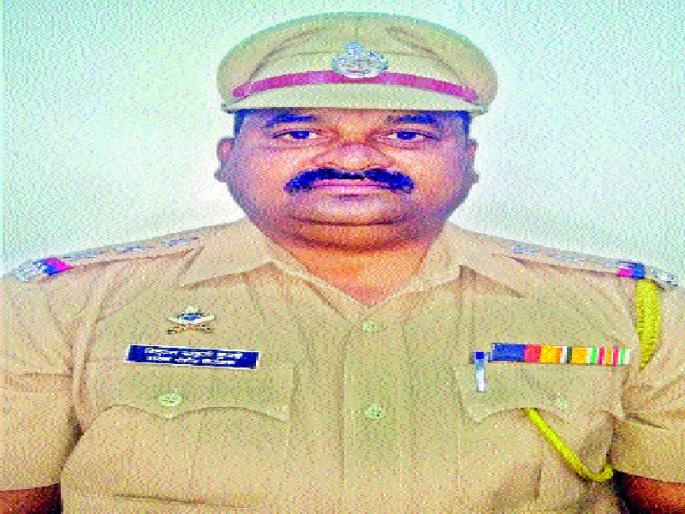  Vitthal Kubade has been honored President's medal | विठ्ठल कुबडे यांना राष्ट्रपतिपदक जाहीर