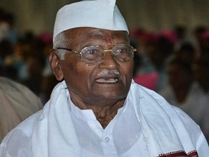 MP 'PHD' i.e. Pundalikrao Hari Danve prefers to traveling by bus-rickshaw | बस-रिक्षाने प्रवास करणारे खासदार 'पीएचडी' अर्थात पुंडलिकराव हरी दानवे काळाच्या पडद्याआड MP 'PHD' i.e. Pundalikrao Hari Danve prefers to traveling by bus-rickshaw | बस-रिक्षाने प्रवास करणारे खासदार 'पीएचडी' अर्थात पुंडलिकराव हरी दानवे काळाच्या पडद्याआड