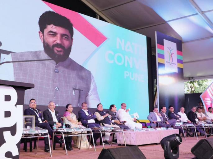 Constitutional values are our strength says Devendra Fadnavis | संवैधानिक मूल्ये हीच आपली ताकद: देवेंद्र फडणवीस Constitutional values are our strength says Devendra Fadnavis | संवैधानिक मूल्ये हीच आपली ताकद: देवेंद्र फडणवीस