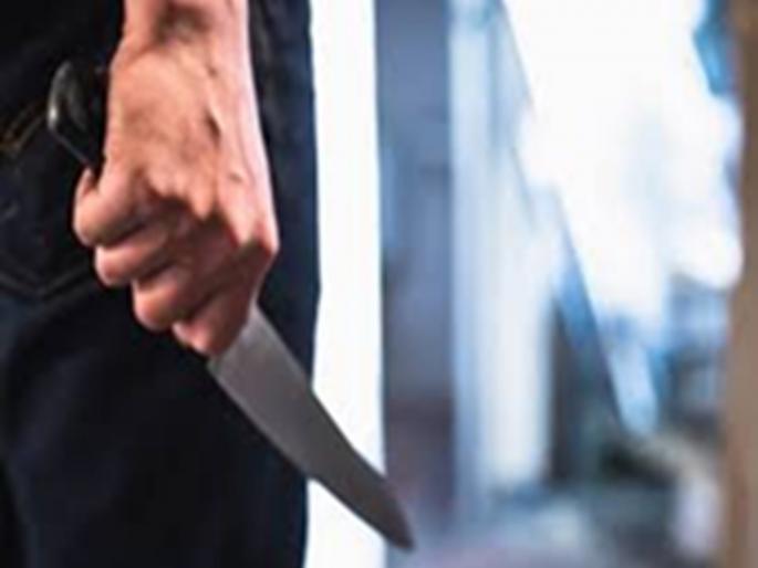 Youth attacked with sharp weapon in Sambhajinagar | पुण्यात पुन्हा धक्कादायक घटना; संभाजीनगरमध्ये तरुणावर धारदार शस्त्राने वार Youth attacked with sharp weapon in Sambhajinagar | पुण्यात पुन्हा धक्कादायक घटना; संभाजीनगरमध्ये तरुणावर धारदार शस्त्राने वार