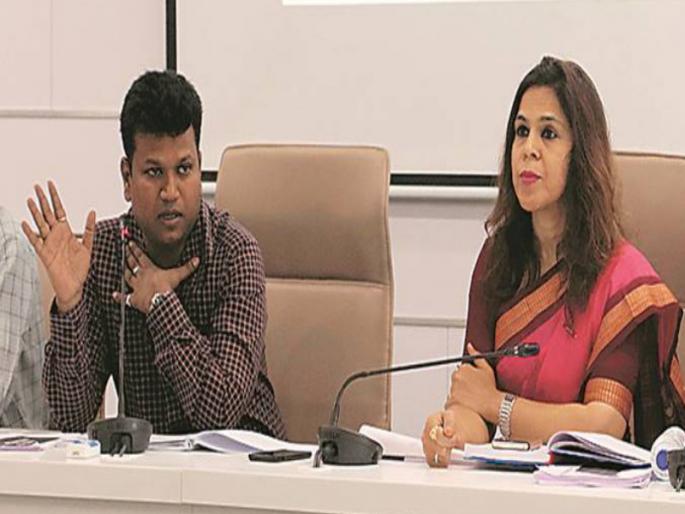 Political parties should not violate code of conduct: Naval Kishore Ram | राजकीय पक्षांनी आचार संहितेचे उल्लंघन करु नये : नवल किशोर राम Political parties should not violate code of conduct: Naval Kishore Ram | राजकीय पक्षांनी आचार संहितेचे उल्लंघन करु नये : नवल किशोर राम