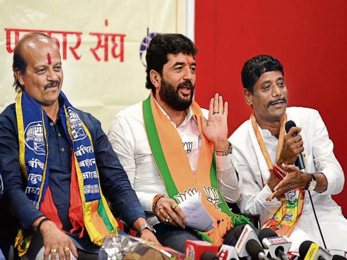 Countdown of Pune Lok Sabha election results has started, the fear of candidates has increased | लोकसभा निवडणूक निकालाचे काउंटडाऊन सुरू, पुण्यातील उमेदवारांची धाकधूक वाढली Countdown of Pune Lok Sabha election results has started, the fear of candidates has increased | लोकसभा निवडणूक निकालाचे काउंटडाऊन सुरू, पुण्यातील उमेदवारांची धाकधूक वाढली