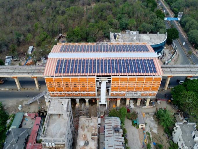 65% of Pune Metro's electricity will be generated from solar energy; saving of 2 crore per year | पुणे मेट्रोला लागणारी ६५ टक्के वीज सौर ऊर्जेतून निर्माण होणार; वर्षाला २ कोटी वाचणार 65% of Pune Metro's electricity will be generated from solar energy; saving of 2 crore per year | पुणे मेट्रोला लागणारी ६५ टक्के वीज सौर ऊर्जेतून निर्माण होणार; वर्षाला २ कोटी वाचणार