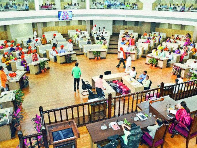 The first meeting was started by reading the Constitution | पहिल्या सभेची सुरुवात राज्यघटना वाचनाने The first meeting was started by reading the Constitution | पहिल्या सभेची सुरुवात राज्यघटना वाचनाने