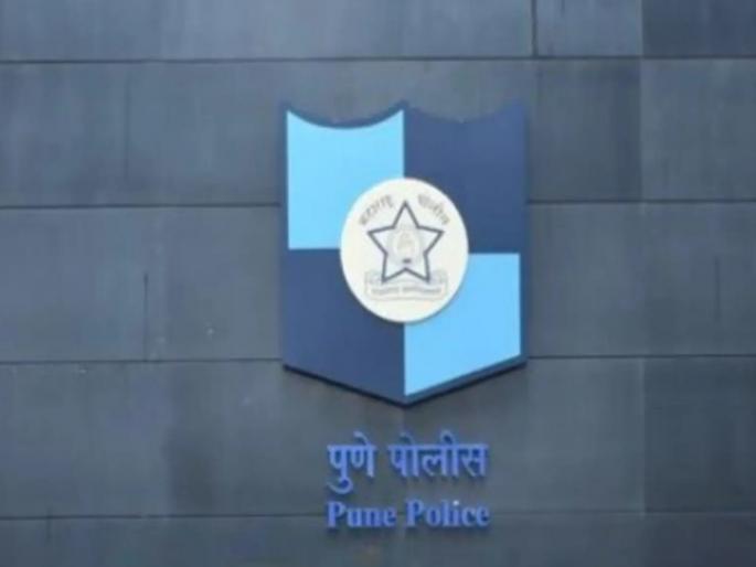 Do not tease young women otherwise photos directly on banner New soluation of Pune Police in Ganeshotsav | Pune Police: तरुणींची छेड काढू नका, अन्यथा फोटो थेट होर्डिंगवर; गणेशोत्सवात पुणे पोलिसांचा नवा फंडा Do not tease young women otherwise photos directly on banner New soluation of Pune Police in Ganeshotsav | Pune Police: तरुणींची छेड काढू नका, अन्यथा फोटो थेट होर्डिंगवर; गणेशोत्सवात पुणे पोलिसांचा नवा फंडा