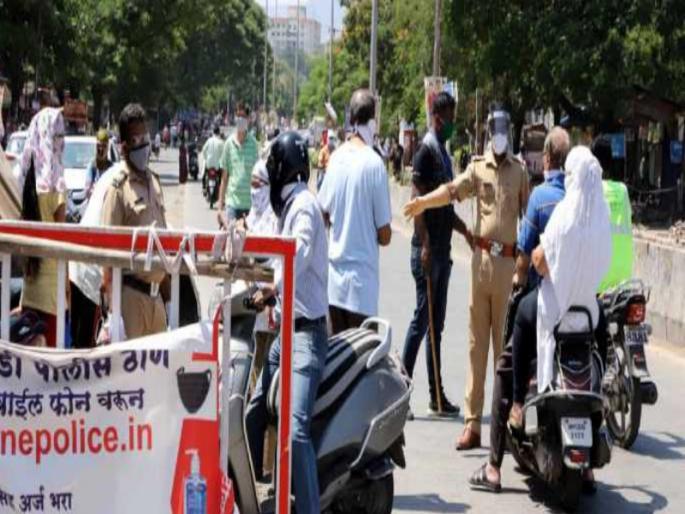 A fine of Rs 48 lakh has been recovered from vehicles who seized during the lockdown | पुणे शहरात लॉकडाऊनच्या काळात जप्त केलेल्या वाहनांकडून तब्बल ४८ लाखांचा दंड वसूल A fine of Rs 48 lakh has been recovered from vehicles who seized during the lockdown | पुणे शहरात लॉकडाऊनच्या काळात जप्त केलेल्या वाहनांकडून तब्बल ४८ लाखांचा दंड वसूल