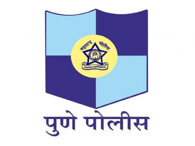 In the name of reward, Pune police extorted lakhs from drivers and operators | बक्षिसाच्या नावाखाली पुणे पोलिसांकडून चालक आणि ऑपरेटरवर लाखोंची उधळपट्टी In the name of reward, Pune police extorted lakhs from drivers and operators | बक्षिसाच्या नावाखाली पुणे पोलिसांकडून चालक आणि ऑपरेटरवर लाखोंची उधळपट्टी