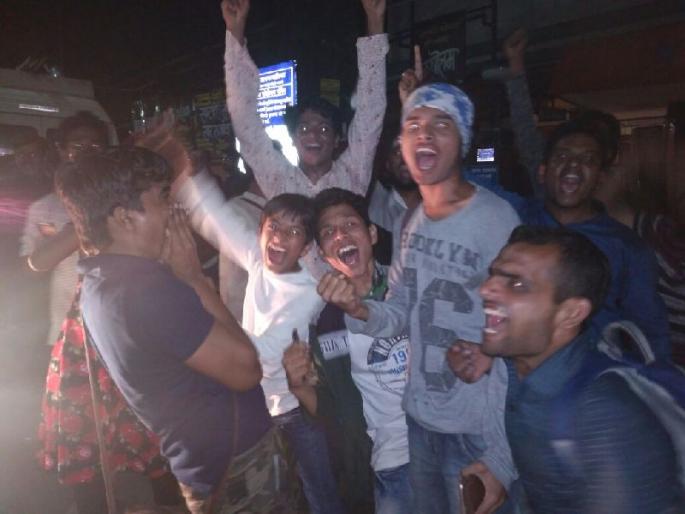 Mike Ekankey won the Purushottam Trophy | पुरुषोत्तम करंडकावर नगरचा झेंडा, न्यू आर्टसची माईक सर्वप्रथम Mike Ekankey won the Purushottam Trophy | पुरुषोत्तम करंडकावर नगरचा झेंडा, न्यू आर्टसची माईक सर्वप्रथम