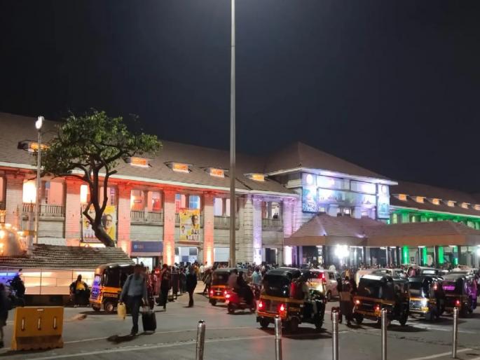 Safety of passengers at Pune railway station Rambharose; Bag scanner off, no inspection | पुणे रेल्वे स्टेशनवर प्रवाशांची सुरक्षा रामभरोसे; बॅग स्कॅनर बंद, कोणतीही तपासणी नाही