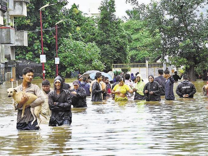 Pune Rain Alert, Flood: Order to lower Khadakwasla dam by 65 percent by Ajit pawar; Water will rise again in Pune | खडकवासला धरण ६५ टक्क्यांपर्यंत खाली करण्याचे आदेश; पुण्यात पुन्हा पाणी वाढणार Pune Rain Alert, Flood: Order to lower Khadakwasla dam by 65 percent by Ajit pawar; Water will rise again in Pune | खडकवासला धरण ६५ टक्क्यांपर्यंत खाली करण्याचे आदेश; पुण्यात पुन्हा पाणी वाढणार