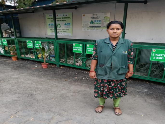 Salute to perseverance! Priyanka Kamble passed her 10th standard exam by collecting garbage… | जिद्दीला सलाम! कचरा वेचून प्रियंका कांबळे झाल्या दहावीची परीक्षा उत्तीर्ण… 