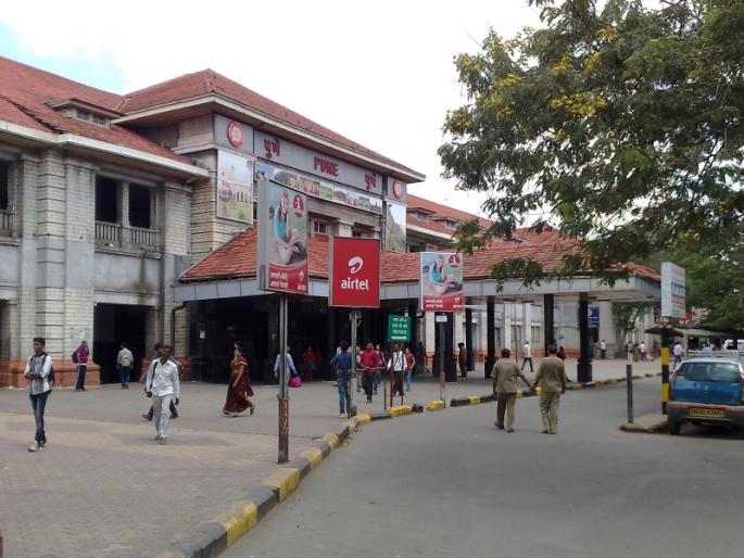 Mephedran worth 10 lakh seized near Pune station; Action of anti-narcotics squad | पुणे स्टेशनजवळून दहा लाखांचे मेफेड्राॅन जप्त; अमली पदार्थविराेधी पथकाची कारवाई Mephedran worth 10 lakh seized near Pune station; Action of anti-narcotics squad | पुणे स्टेशनजवळून दहा लाखांचे मेफेड्राॅन जप्त; अमली पदार्थविराेधी पथकाची कारवाई