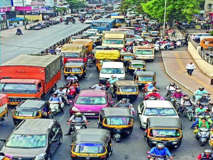 Municipal corporation says where traffic jam in Pune? | पुणे महापालिका म्हणतेय, पुण्यात कुठेय वाहतूक कोंडी? Municipal corporation says where traffic jam in Pune? | पुणे महापालिका म्हणतेय, पुण्यात कुठेय वाहतूक कोंडी?