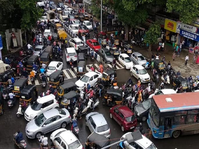 400 KM road coating on Pune's traffic jam chandrakant patil pune city latest news | पुण्यातील वाहतूक कोंडीवर ४०० किलोमीटरच्या रस्त्याचा मुलामा 400 KM road coating on Pune's traffic jam chandrakant patil pune city latest news | पुण्यातील वाहतूक कोंडीवर ४०० किलोमीटरच्या रस्त्याचा मुलामा