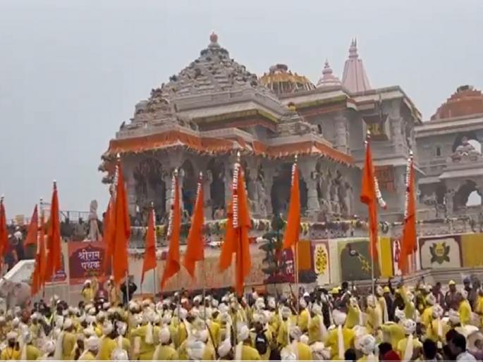 The sound of Maharashtra in Ayodhya... Look at this mesmerizing video of drums and drums! | अयोध्येत दुमदुमला महाराष्ट्राचा आवाज...; पाहा, ढोल-ताशांचा हा मंत्रमुग्ध करणारा व्हिडीओ! The sound of Maharashtra in Ayodhya... Look at this mesmerizing video of drums and drums! | अयोध्येत दुमदुमला महाराष्ट्राचा आवाज...; पाहा, ढोल-ताशांचा हा मंत्रमुग्ध करणारा व्हिडीओ!