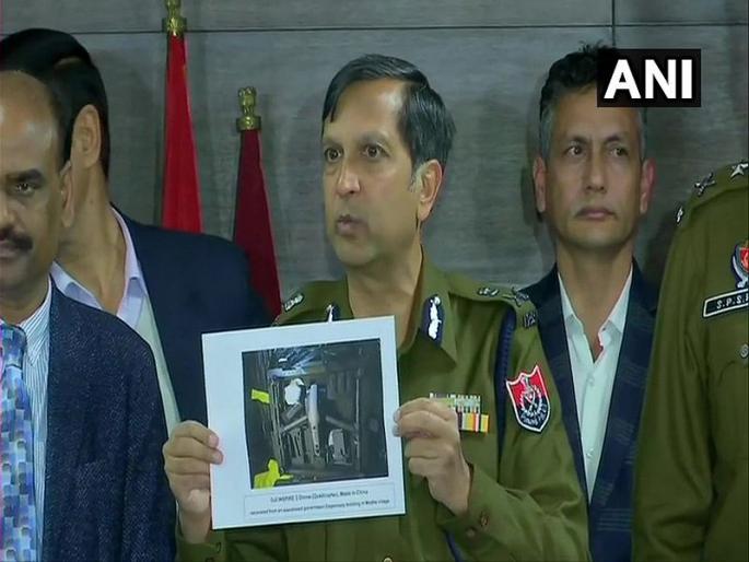 punjab police busted module launching drones from india sending them across the border | पंजाब पोलिसांना मोठं यश! पाकिस्तानचा कट उधळला; जवानासह तिघांना अटक punjab police busted module launching drones from india sending them across the border | पंजाब पोलिसांना मोठं यश! पाकिस्तानचा कट उधळला; जवानासह तिघांना अटक