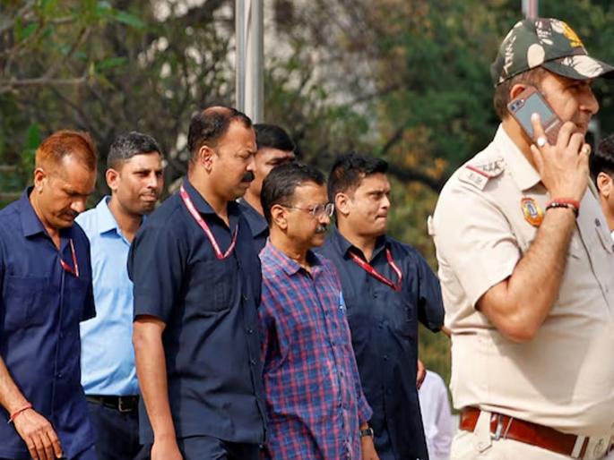 Punjab Police withdraws Arvind Kejriwal's security; Delhi Police, Election Commission object | पंजाब पोलिसांनी अरविंद केजरीवालांची सुरक्षा काढली; दिल्ली पोलीस, निवडणूक आयोगाचा आक्षेप