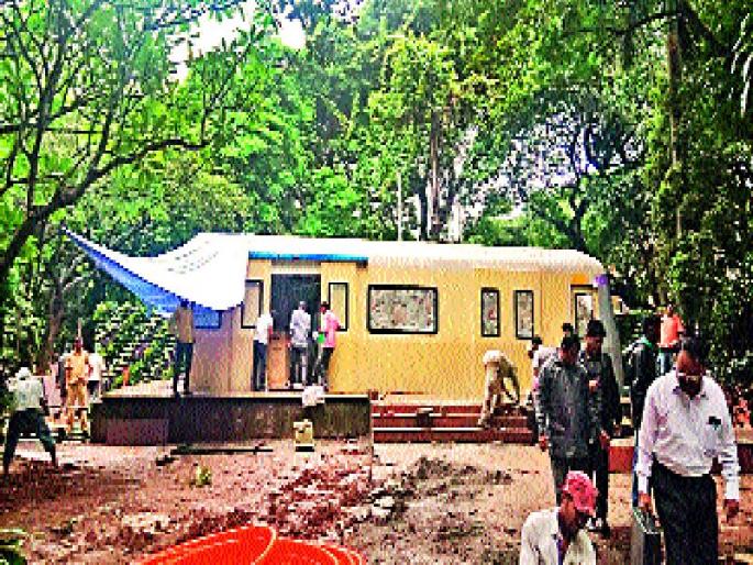 Metro replica in Sambhaji Park, inauguration of Independence Day | संभाजी उद्यानात मेट्रोची प्रतिकृती , स्वातंत्र्यदिनी उद््घाटन Metro replica in Sambhaji Park, inauguration of Independence Day | संभाजी उद्यानात मेट्रोची प्रतिकृती , स्वातंत्र्यदिनी उद््घाटन