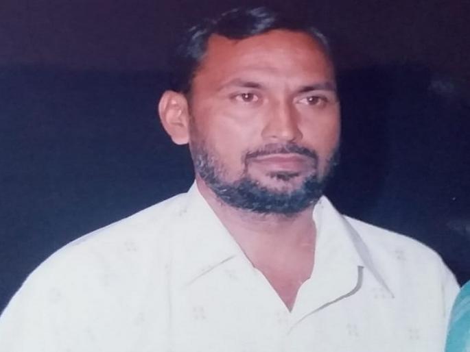 A moped driver's death in road accident at Purna | पूर्णा येथे रस्त्याच्या रखडलेल्या कामाने घेतला मोपेडचालकाचा बळी A moped driver's death in road accident at Purna | पूर्णा येथे रस्त्याच्या रखडलेल्या कामाने घेतला मोपेडचालकाचा बळी