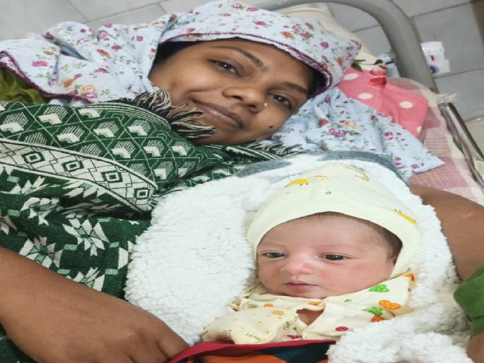 The wife of the deceased in the Pusesavali attack gave birth to a daughter | Satara: 'लेकच हवी' सांगून ते गेले, अन् ती आली; पुसेसावळी हल्ल्यातील मृताच्या पत्नीने दिला मुलीला जन्म