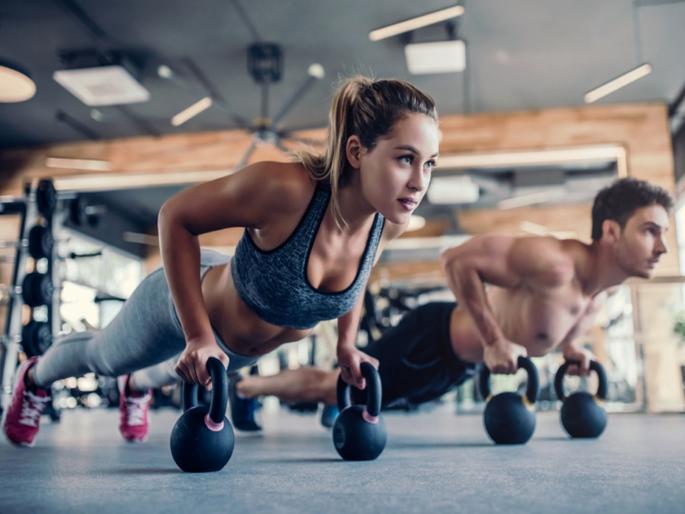 Here is Why Some People are Not Able to do Push-Ups | पुश अप्स कुणी करावे कुणी करू नये? 'या' ७ स्थितींमध्ये तर टाळाच टाळा.... Here is Why Some People are Not Able to do Push-Ups | पुश अप्स कुणी करावे कुणी करू नये? 'या' ७ स्थितींमध्ये तर टाळाच टाळा....