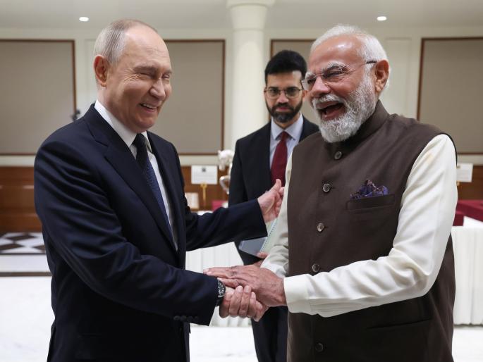 Putin India Visit: Will the war with Ukraine end? Putin's big statement in the meeting with PM Modi | रशिया-युक्रेन युद्ध थांबणार? पीएम मोदींसोबतच्या बैठकीत पुतिन यांचे मोठे विधान, म्हणाले...