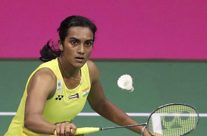 Sindhu, Shrikant still winning in tounament | सिंधू, श्रीकांत यांची विजयी सलामी Sindhu, Shrikant still winning in tounament | सिंधू, श्रीकांत यांची विजयी सलामी