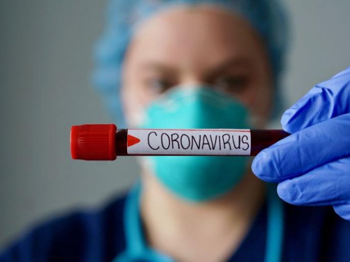 CoronaVirus in Akola: Another positive; 17-year-old girl infected with corona | CoronaVirus in Akola : आणखी एक पॉझिटिव्ह; १७ वर्षीय मुलीला कोरोनाची लागण CoronaVirus in Akola: Another positive; 17-year-old girl infected with corona | CoronaVirus in Akola : आणखी एक पॉझिटिव्ह; १७ वर्षीय मुलीला कोरोनाची लागण