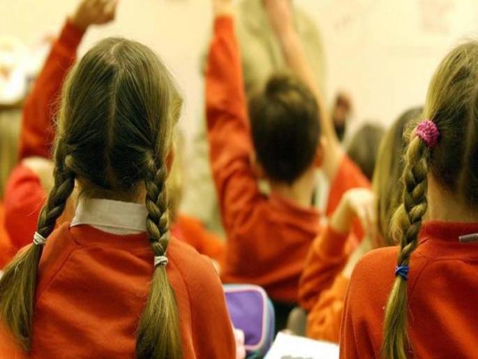 Pre-primary admissions begin, 7 months ago the parents' runway | पूर्व प्राथमिकच्या प्रवेशप्रक्रियेला सुरुवात, ७ महिने अगोदरच पालकांची धावपळ Pre-primary admissions begin, 7 months ago the parents' runway | पूर्व प्राथमिकच्या प्रवेशप्रक्रियेला सुरुवात, ७ महिने अगोदरच पालकांची धावपळ