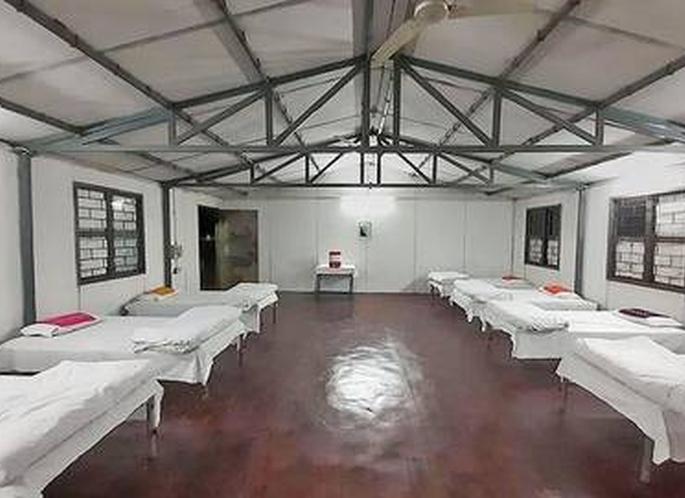 Even after the quarantine, their abode continued | क्वारंटाइननंतरही त्यांचा वनवास कायम, गॅस सिलिंडरही देण्यास नकार... Even after the quarantine, their abode continued | क्वारंटाइननंतरही त्यांचा वनवास कायम, गॅस सिलिंडरही देण्यास नकार...