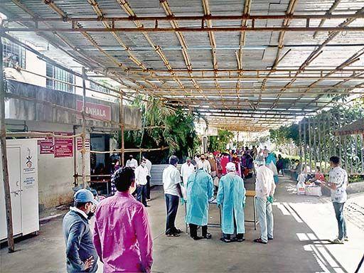 How safe are women in quarantine centers? | क्वॉरण्टाइन सेंटर्समध्ये महिला किती सुरक्षित? How safe are women in quarantine centers? | क्वॉरण्टाइन सेंटर्समध्ये महिला किती सुरक्षित?