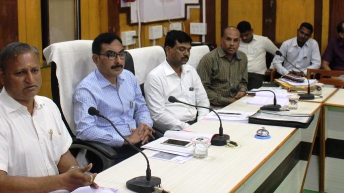 Keep an eye on suspicious financial transactions - Collector | संशयास्पद आर्थिक व्यवहारांवर लक्ष ठेवा- जिल्हाधिकारी Keep an eye on suspicious financial transactions - Collector | संशयास्पद आर्थिक व्यवहारांवर लक्ष ठेवा- जिल्हाधिकारी