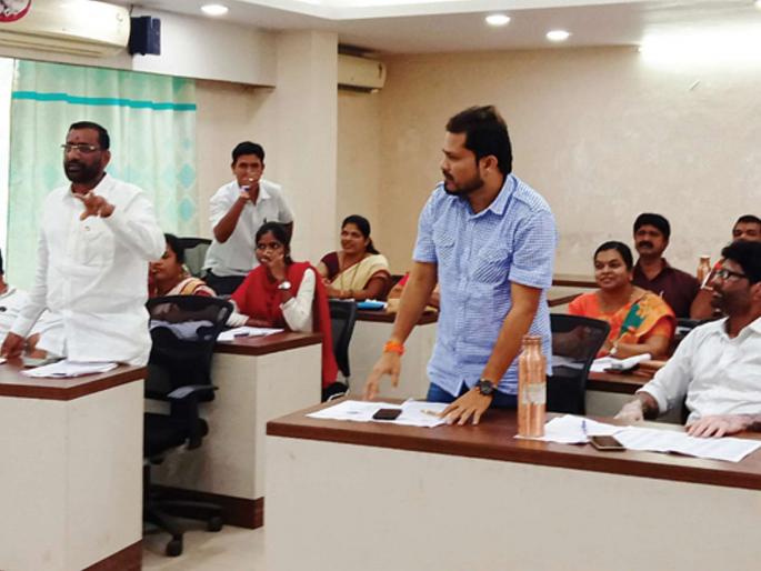 Approval of development works in general meeting | कर्जत नगरपरिषदेच्या सर्वसाधारण सभेत विकासकामांना मंजुरी Approval of development works in general meeting | कर्जत नगरपरिषदेच्या सर्वसाधारण सभेत विकासकामांना मंजुरी