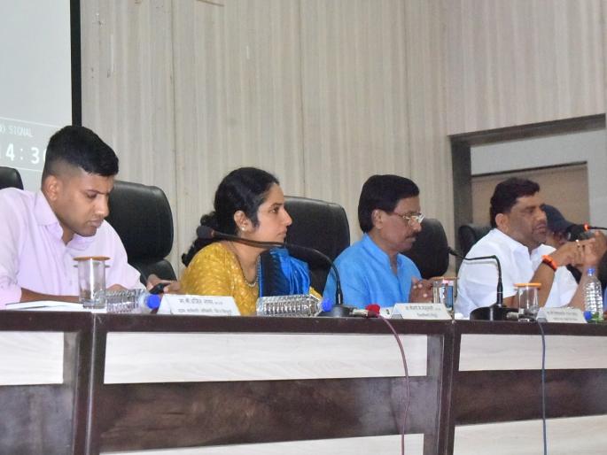 Pursue power trailers for farmers says MP Vinayak Raut | शेतकऱ्यांना पावर ट्रीलर मिळण्यासाठी पाठपुरावा करा - खासदार विनायक राऊत