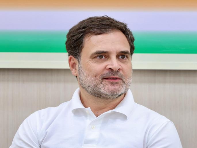 Controversial statement about Savarkar Special Court orders Rahul Gandhi to appear | Rahul Gandhi: सावरकरांबाबत वादग्रस्त वक्तव्य; राहुल गांधींना हजर राहण्याचे विशेष न्यायालयाचे आदेश Controversial statement about Savarkar Special Court orders Rahul Gandhi to appear | Rahul Gandhi: सावरकरांबाबत वादग्रस्त वक्तव्य; राहुल गांधींना हजर राहण्याचे विशेष न्यायालयाचे आदेश