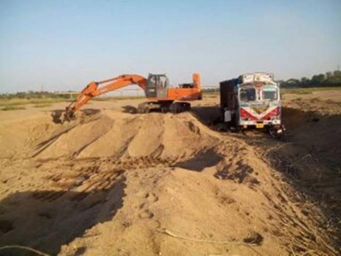 'Online' public hearing for sand spots auction on Sunday! | वाळूघाटांच्या लिलावासाठी  रविवारी  'ऑनलाइन 'जनसुनावणी ! 'Online' public hearing for sand spots auction on Sunday! | वाळूघाटांच्या लिलावासाठी  रविवारी  'ऑनलाइन 'जनसुनावणी !